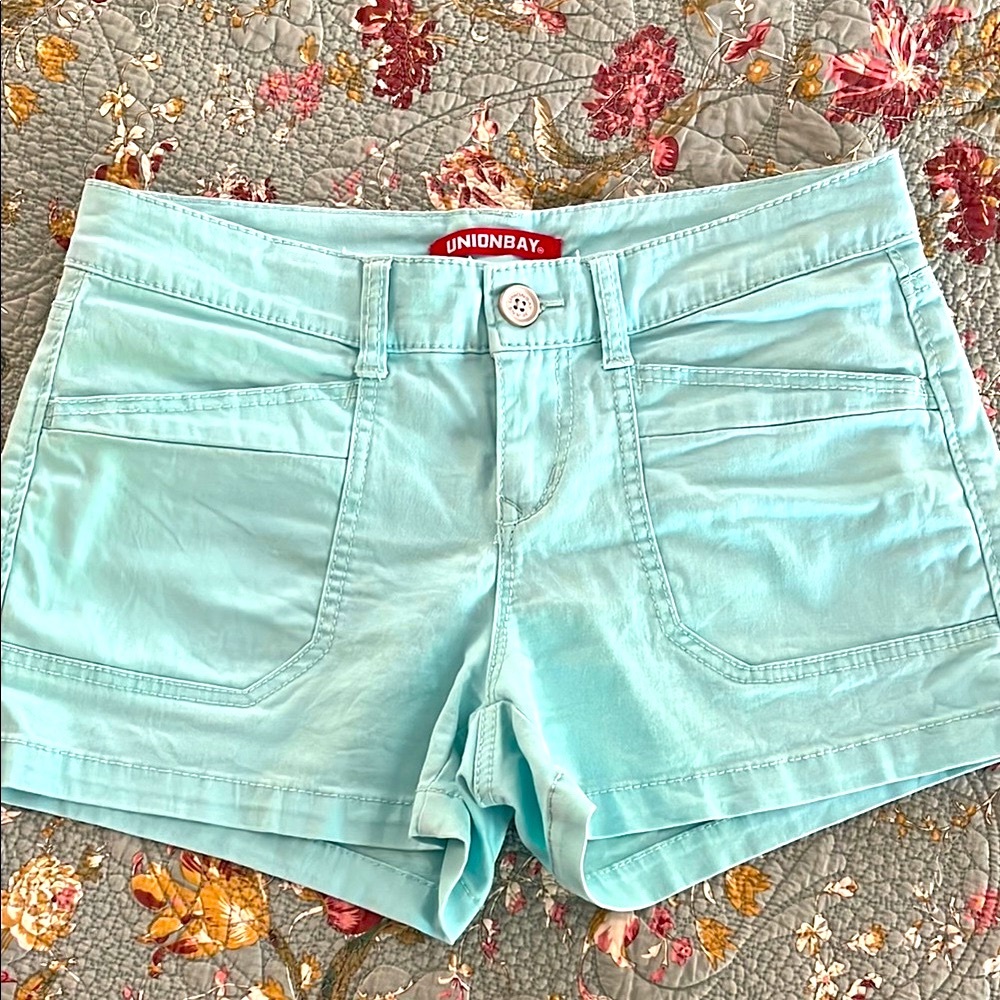NEW Unionbay Women's Light Blue Shorts